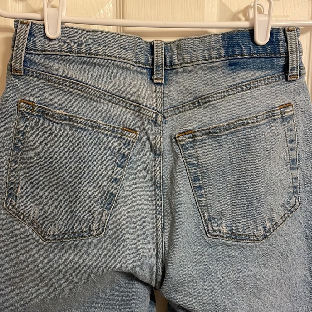 Abercrombie & Fitch High Rise Cross-Front Dad Jean - Picture 8 of 9